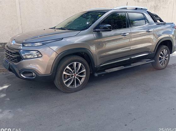 FIAT TORO 2.0 16V TURBO DIESEL VOLCANO 4WD AT9